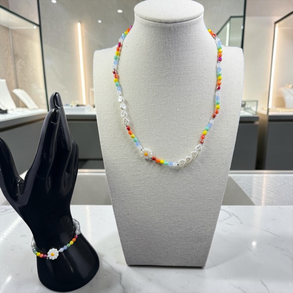 Y2K Rainbow Beaded Necklace Bracelet Set Faux Pearl Daisy Dopamine Jewelry NWOT